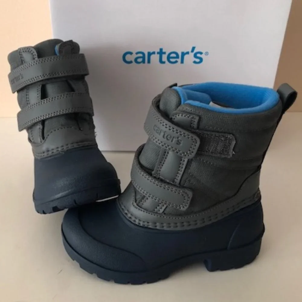 CARTERS Deltha Lug Sole Boot. Waterproof snow boot for boy or girl. Size: 7, 9 - Picture 1 of 11